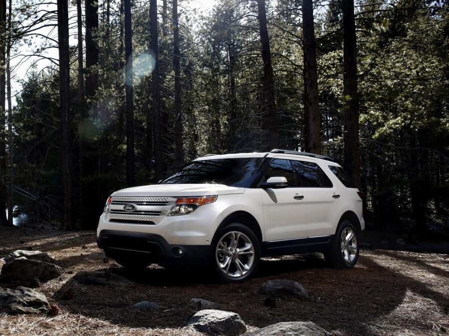  Ford Explorer 2010 года  (фото 21 из 30)